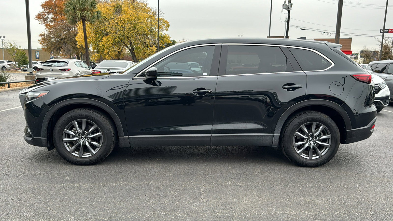 Certified 2022 MAZDA CX-9 Touring w/ Touring Premium Package image 5