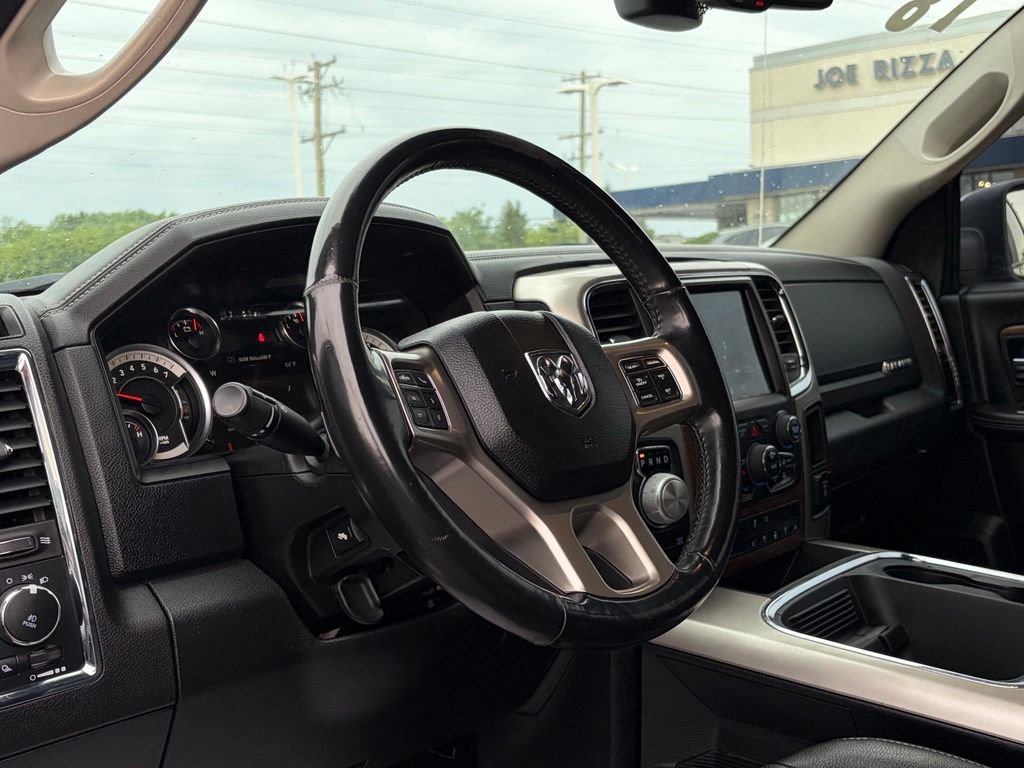 Used 2018 RAM 1500 Laramie w/ Convenience Group AWD/4WD image 10