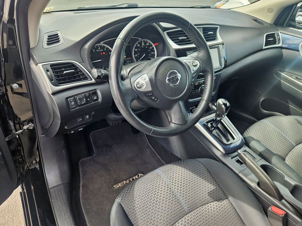 Used 2019 Nissan Sentra SR image 13
