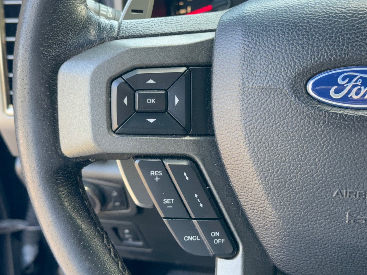 Used 2019 Ford F150 Raptor w/ Equipment Group 802A Luxury AWD/4WD image 18
