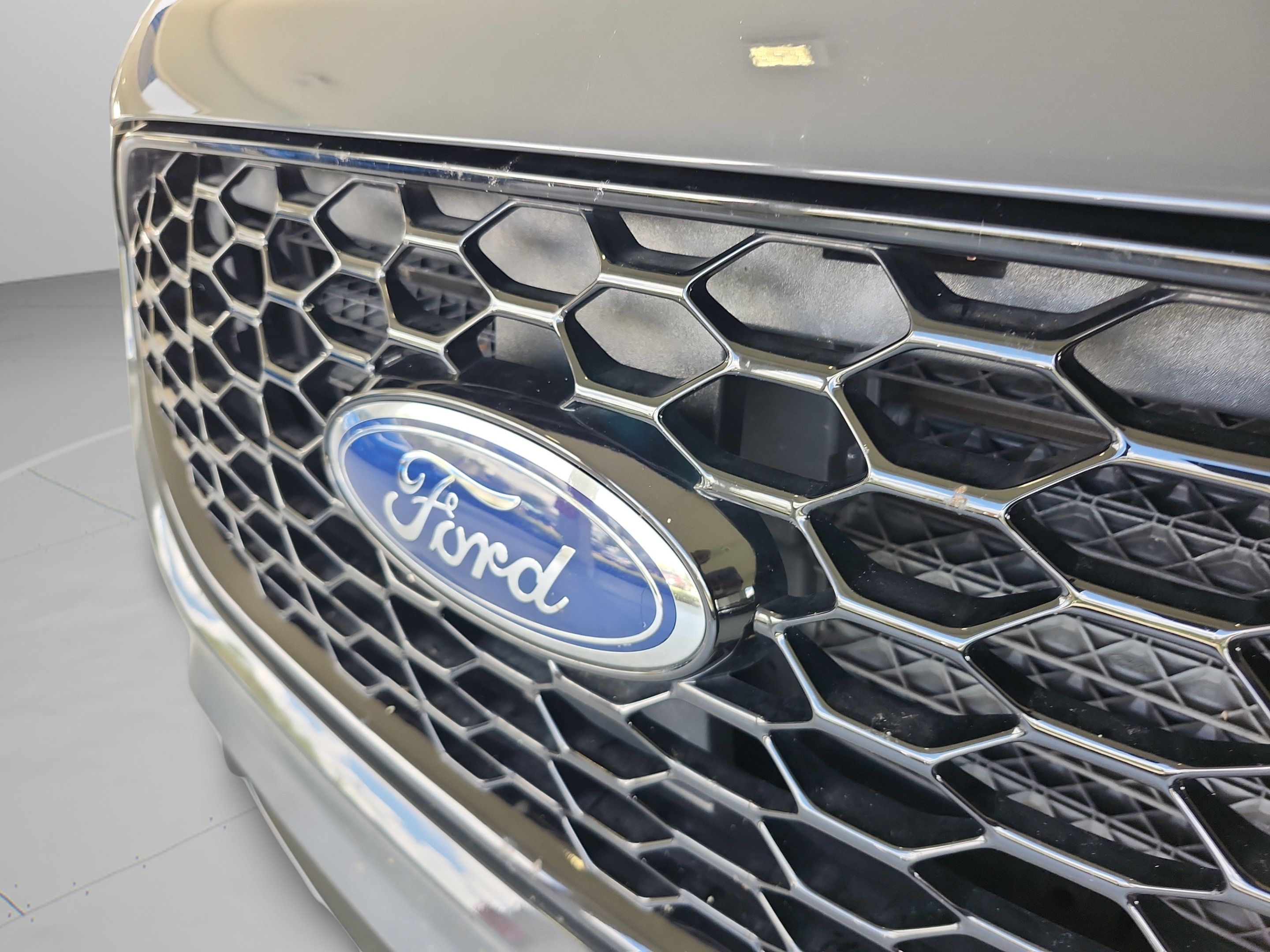 Certified 2021 Ford Edge ST-Line FWD image 30