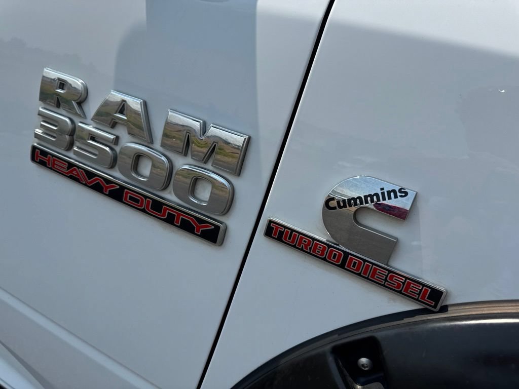 Used 2016 RAM 3500 SLT w/ Cold Weather Group AWD/4WD image 8