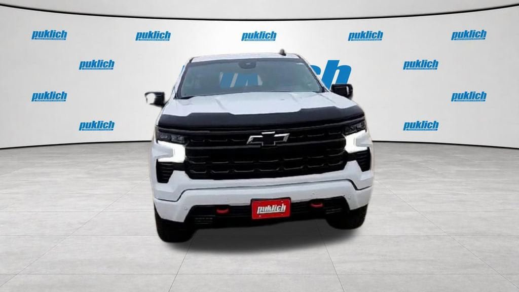 Certified 2024 Chevrolet Silverado 1500 RST w/ Redline Edition AWD/4WD image 3