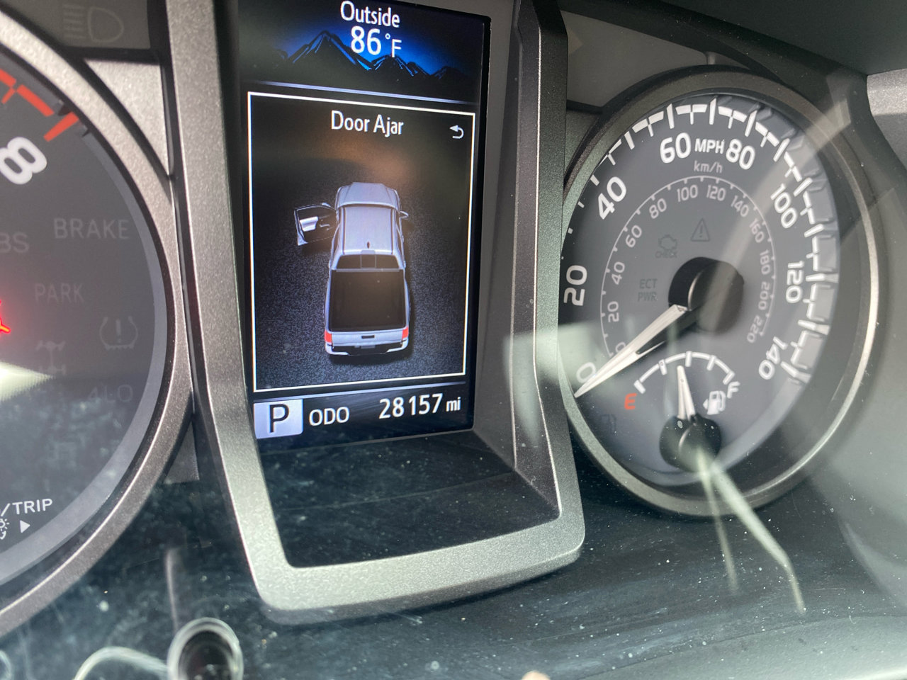 Used 2022 Toyota Tacoma TRD Off-Road image 19