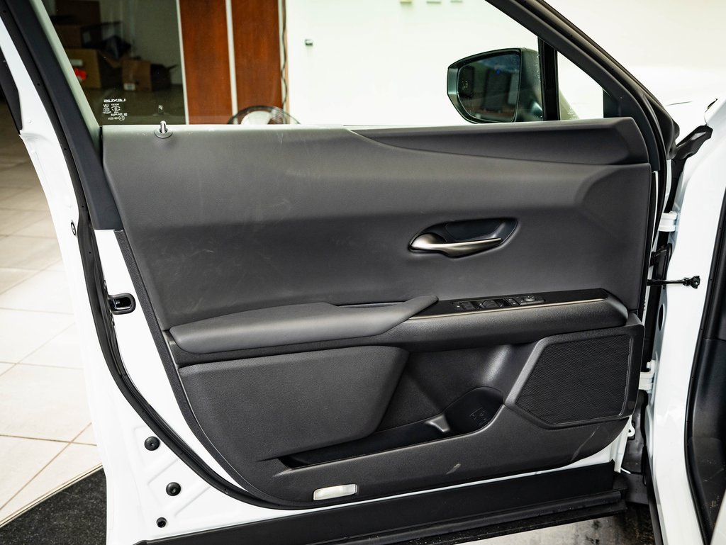 New 2025 Lexus UX 300h AWD image 24