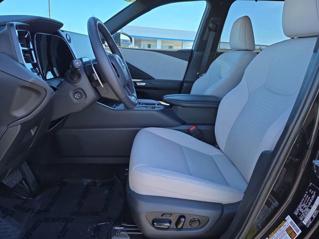 Used 2024 Lexus TX 350 FWD w/ Captains Chair Package image 12