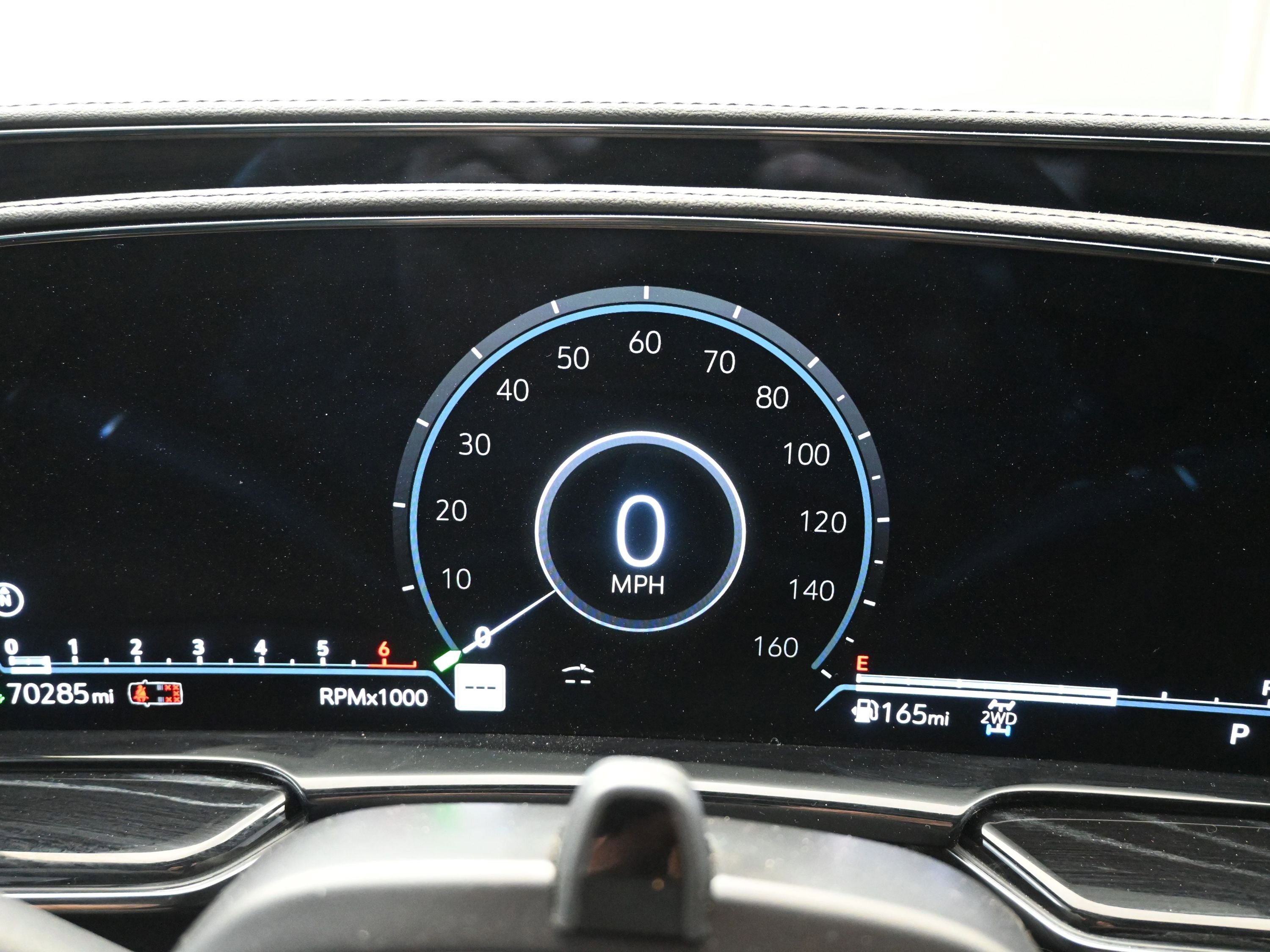 Used 2023 Cadillac Escalade ESV Sport image 16