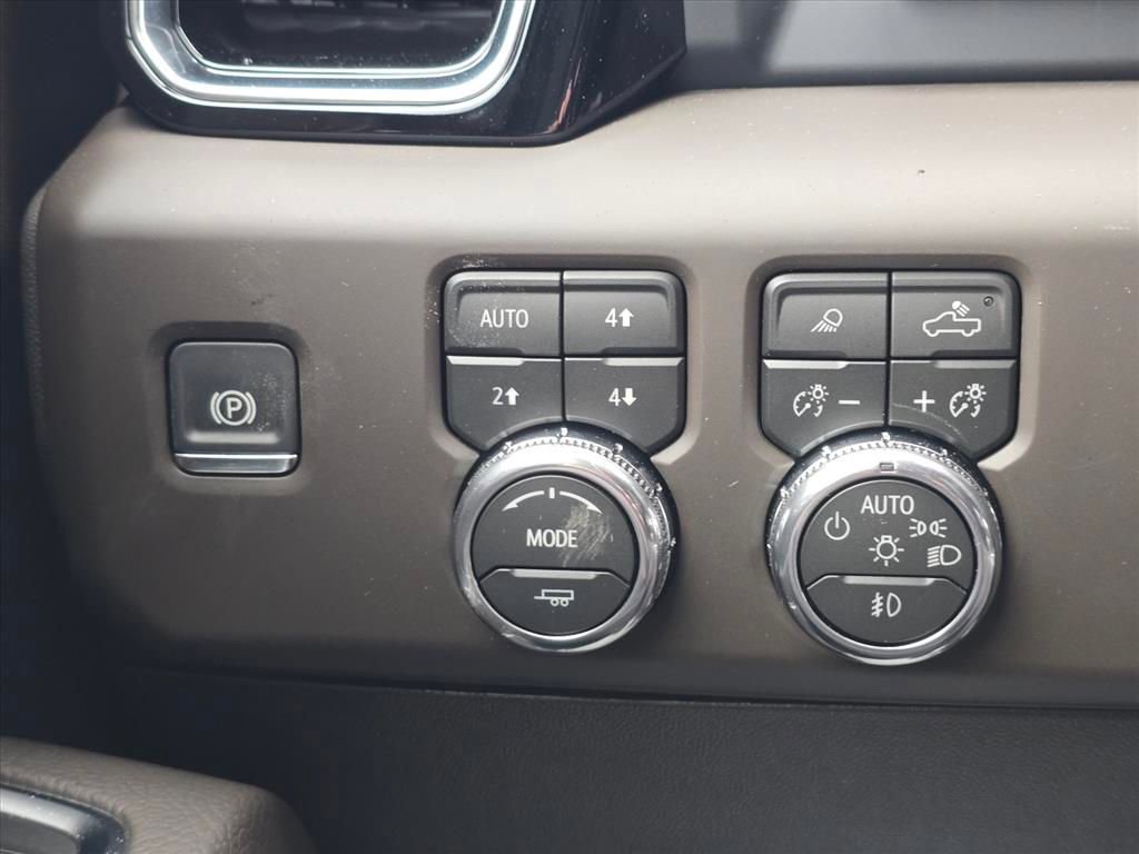 New 2026 GMC Sierra 2500 Denali w/ Denali Reserve Package AWD/4WD image 15