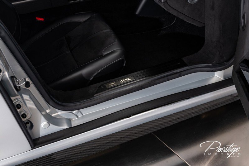 Used 2019 Aston Martin Rapide AMR image 51