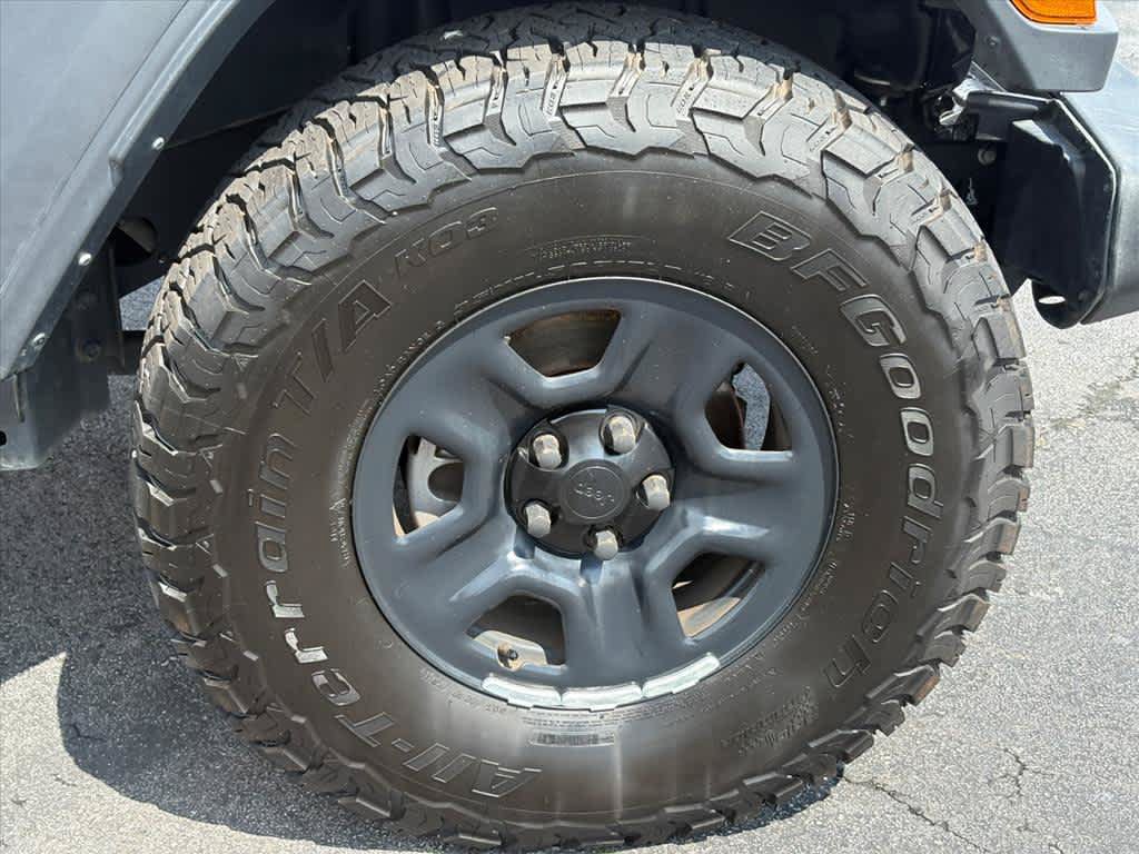 Used 2022 Jeep Gladiator Sport AWD/4WD image 31