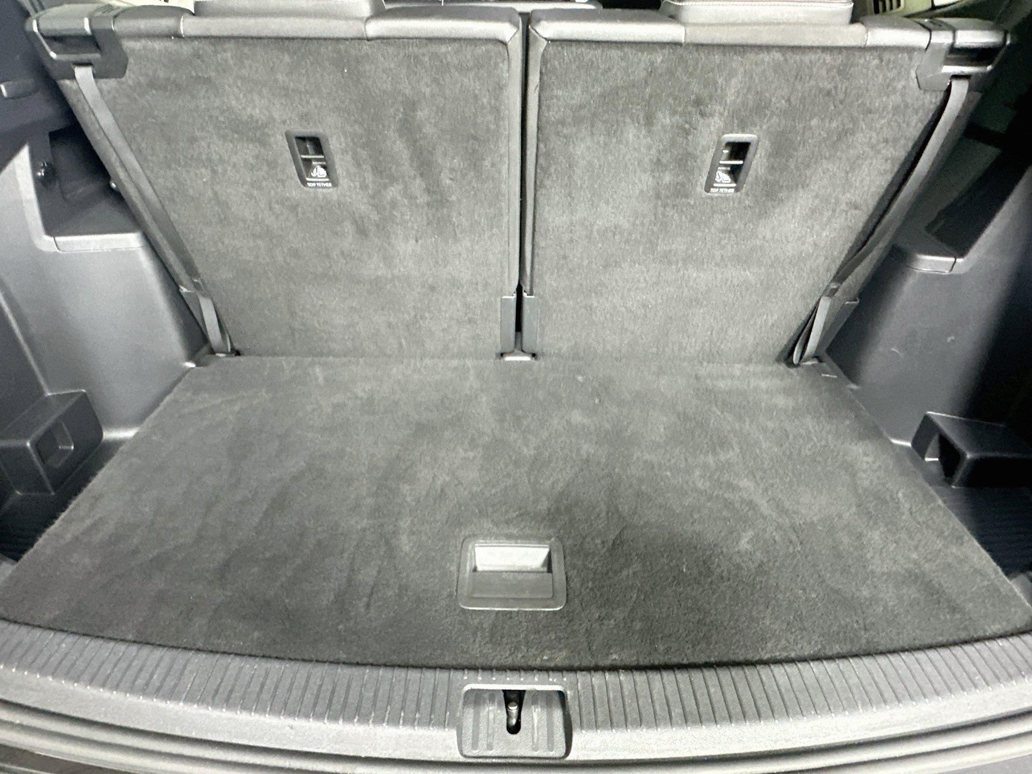 Used 2025 Volkswagen Atlas SE AWD/4WD image 29