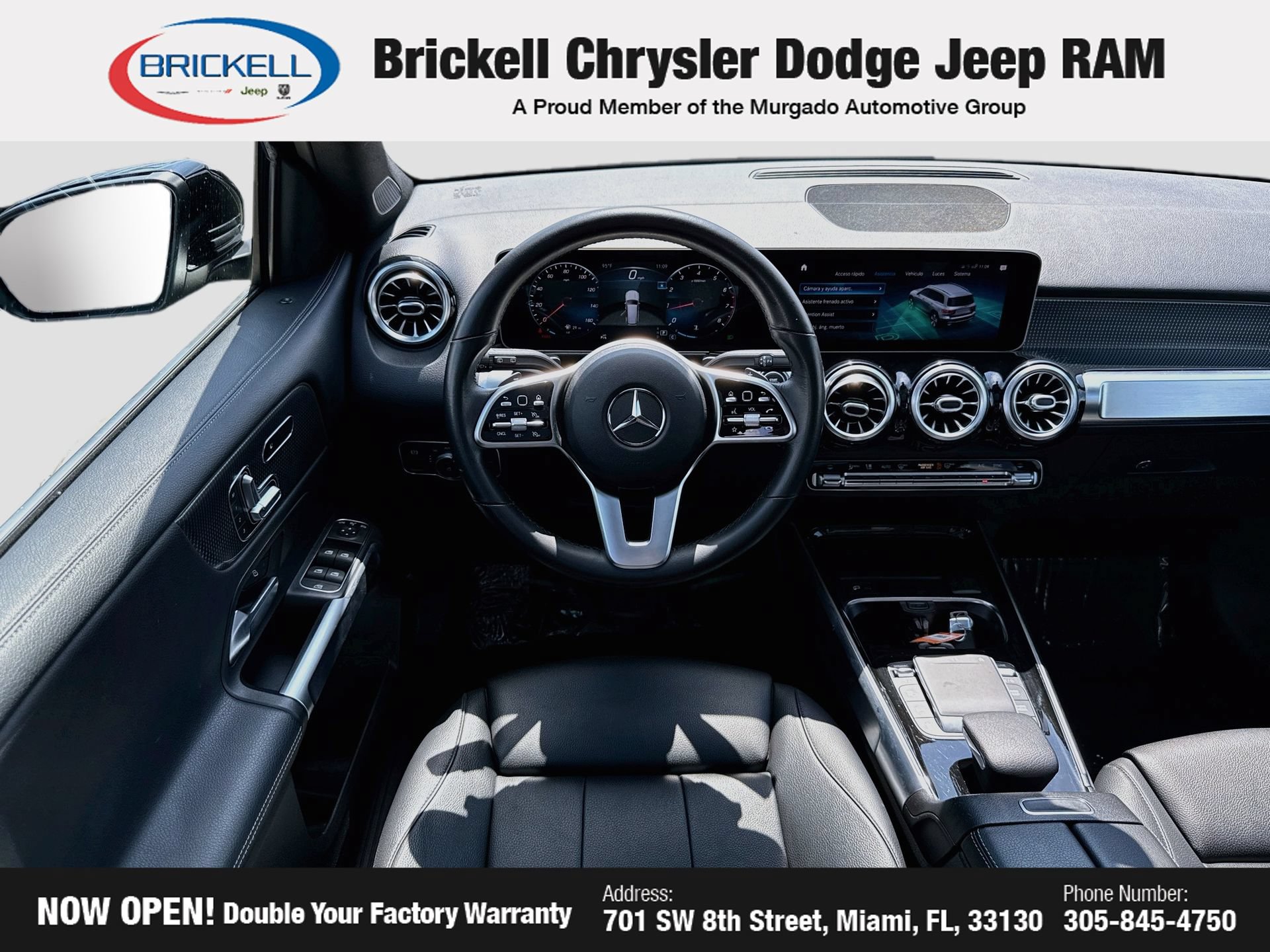 Used 2021 Mercedes-Benz GLB 250 w/ Premium Package image 18