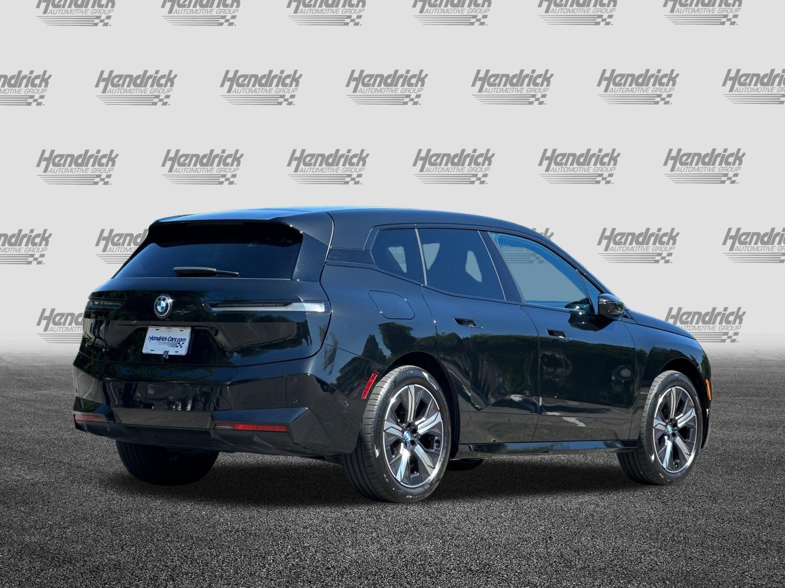 Certified 2023 BMW iX xDrive50 w/ Sport Package AWD/4WD image 5
