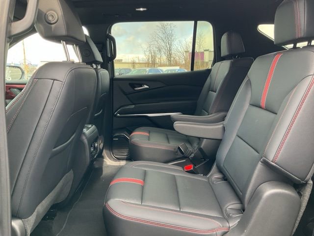 Certified 2024 Chevrolet Traverse RS w/ LPO, Floor Liner Package image 17