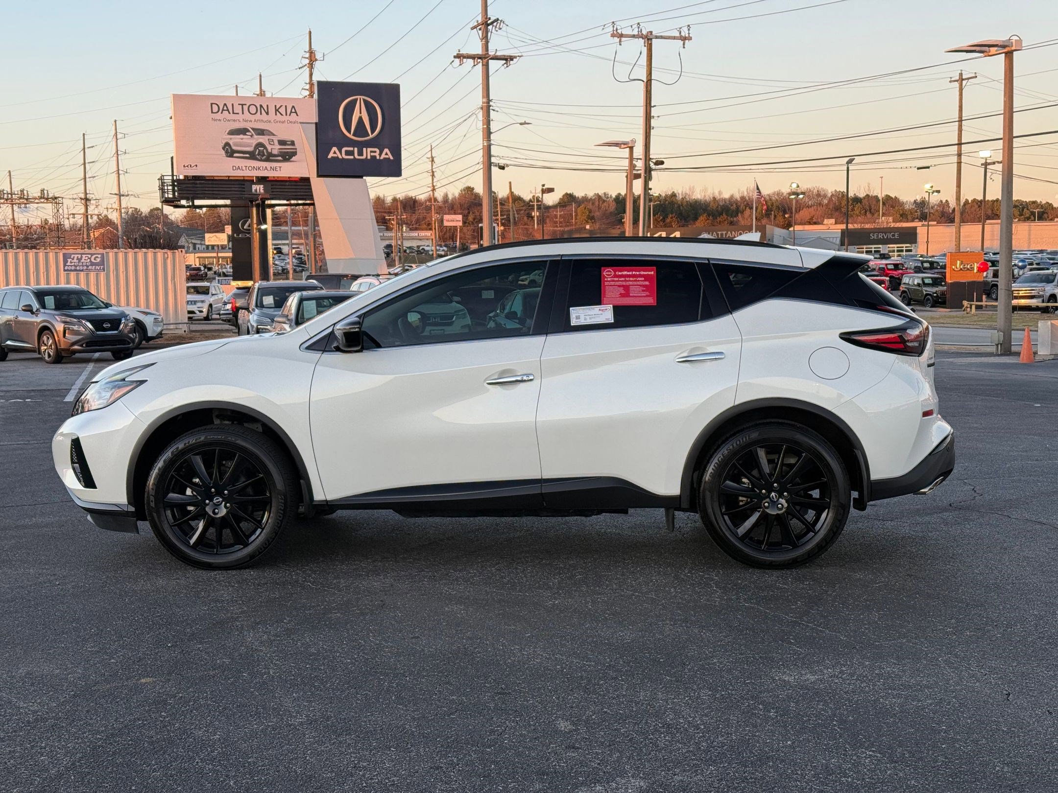 Certified 2024 Nissan Murano SV w/ SV Midnight Edition Package FWD image 2