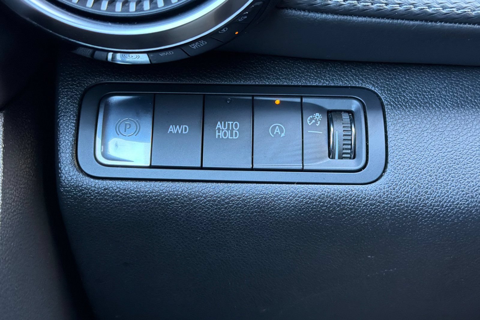 Used 2025 Chevrolet Equinox LT AWD/4WD image 39