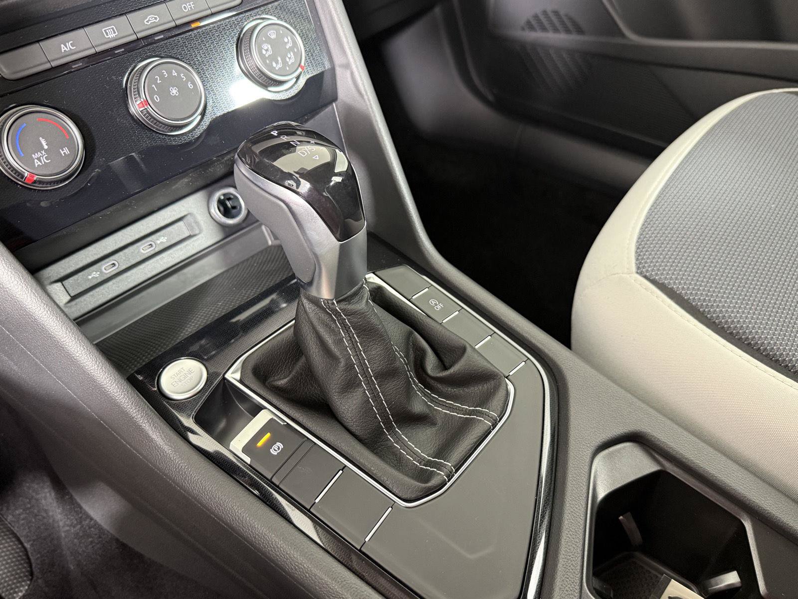 New 2027 Volkswagen Taos S FWD image 31