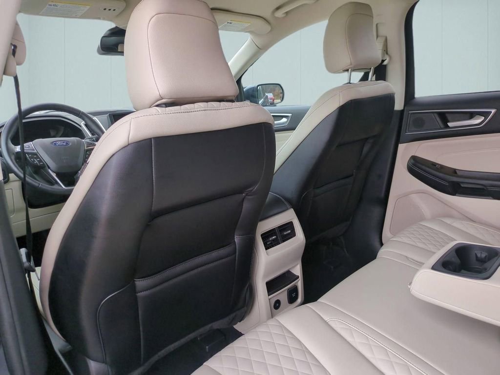 Used 2023 Ford Edge Titanium AWD/4WD image 26