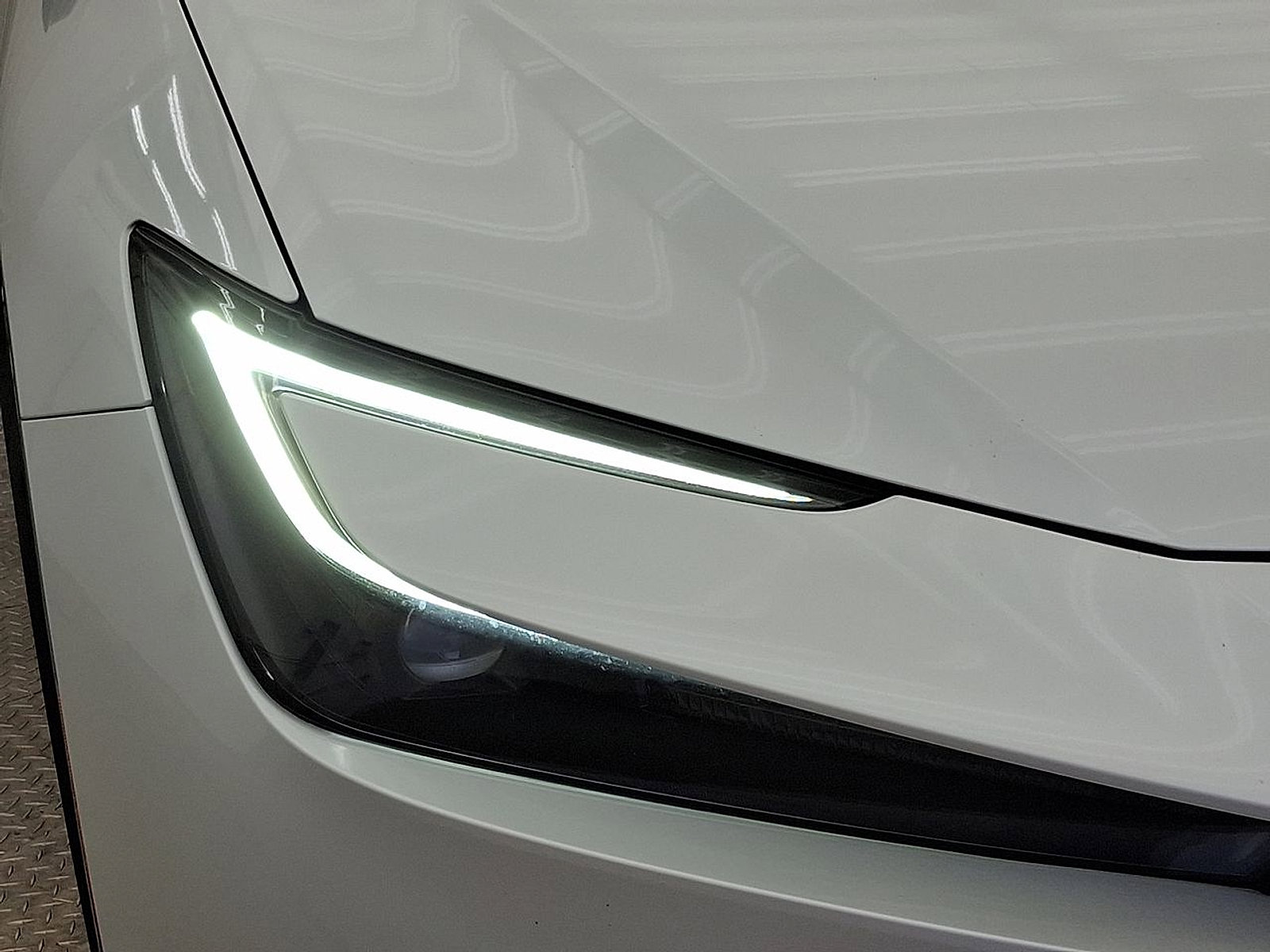 Used 2023 Toyota Prius XLE image 28