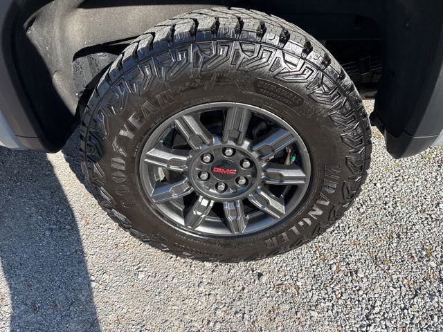 Used 2024 GMC Sierra 1500 AT4X AWD/4WD image 9