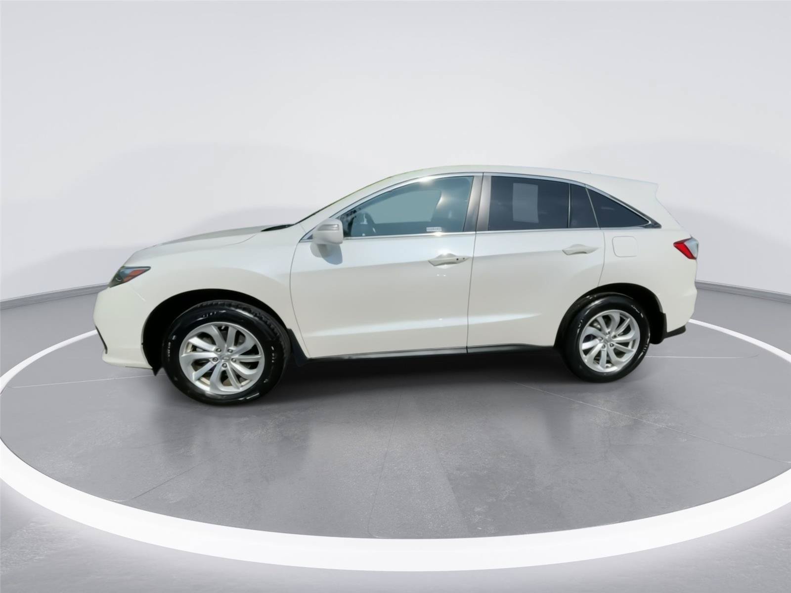 Used 2017 Acura RDX AWD image 5