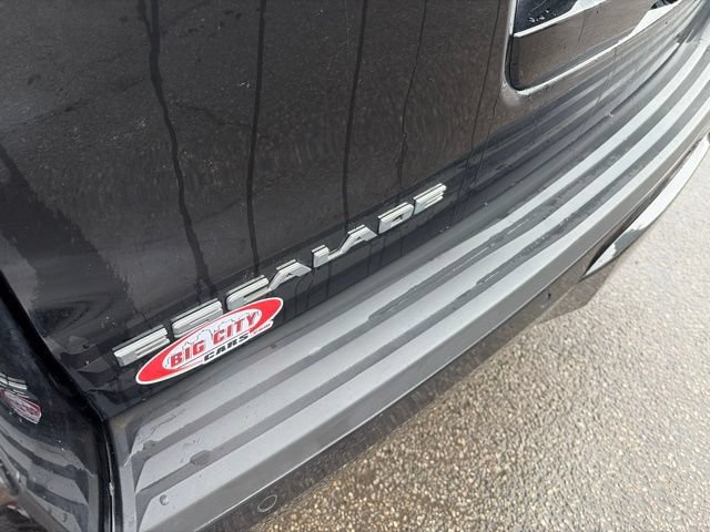 Used 2019 Cadillac Escalade ESV Luxury AWD/4WD image 46