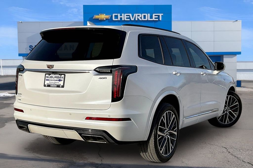 Used 2023 Cadillac XT6 Sport image 2