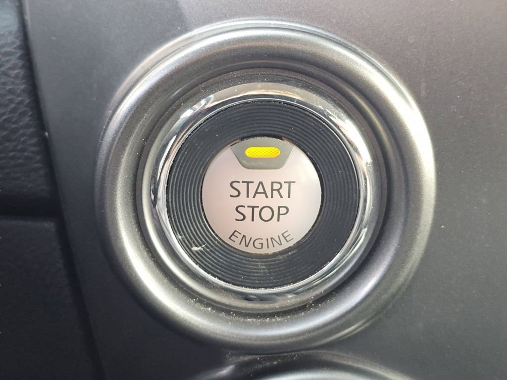 Used 2017 Nissan Titan Platinum Reserve image 20