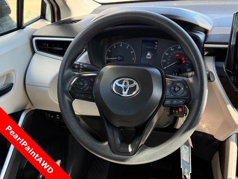 Used 2024 Toyota Corolla Cross L AWD/4WD image 14