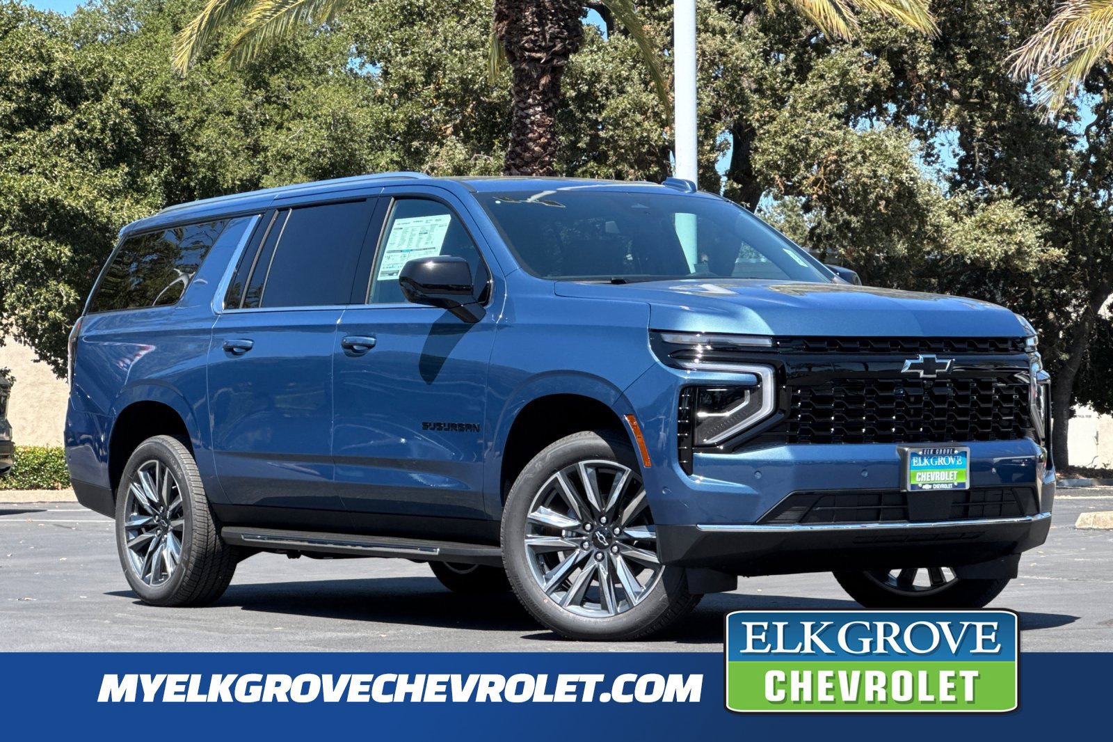 New 2026 Chevrolet Suburban LS w/ LS Custom Edition AWD/4WD image 1