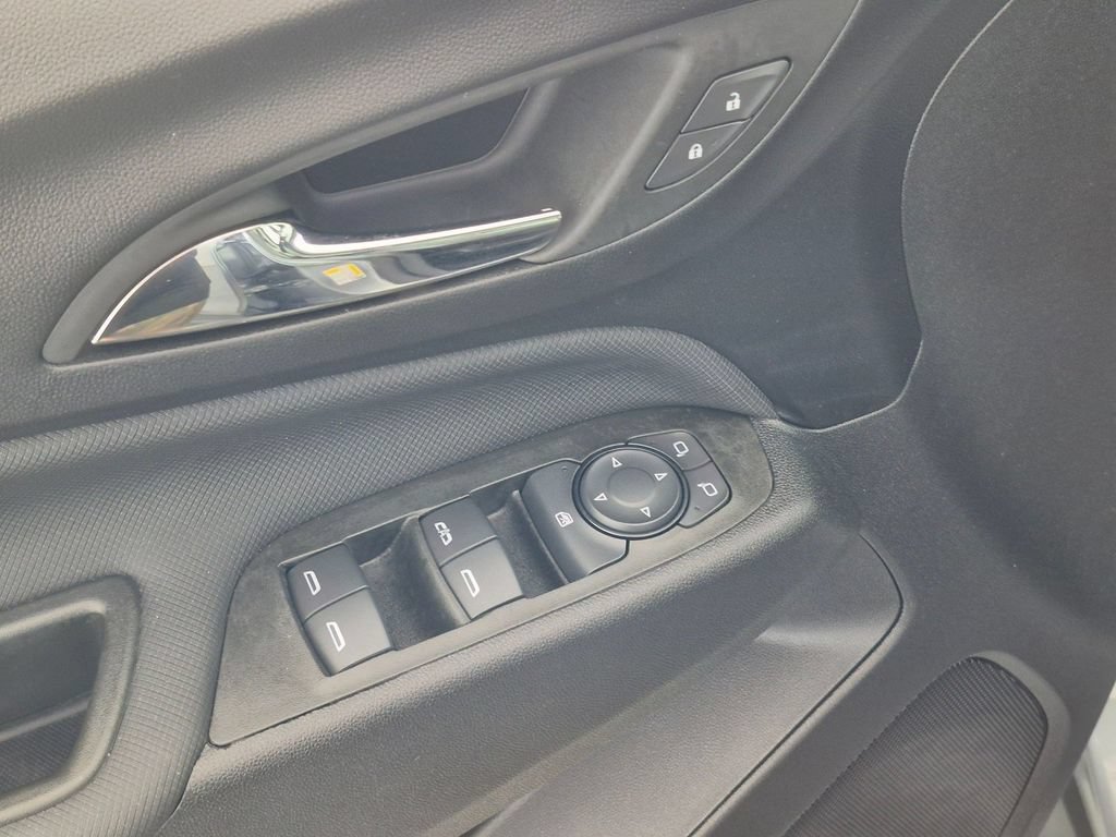 Used 2024 Chevrolet Equinox RS AWD/4WD image 12