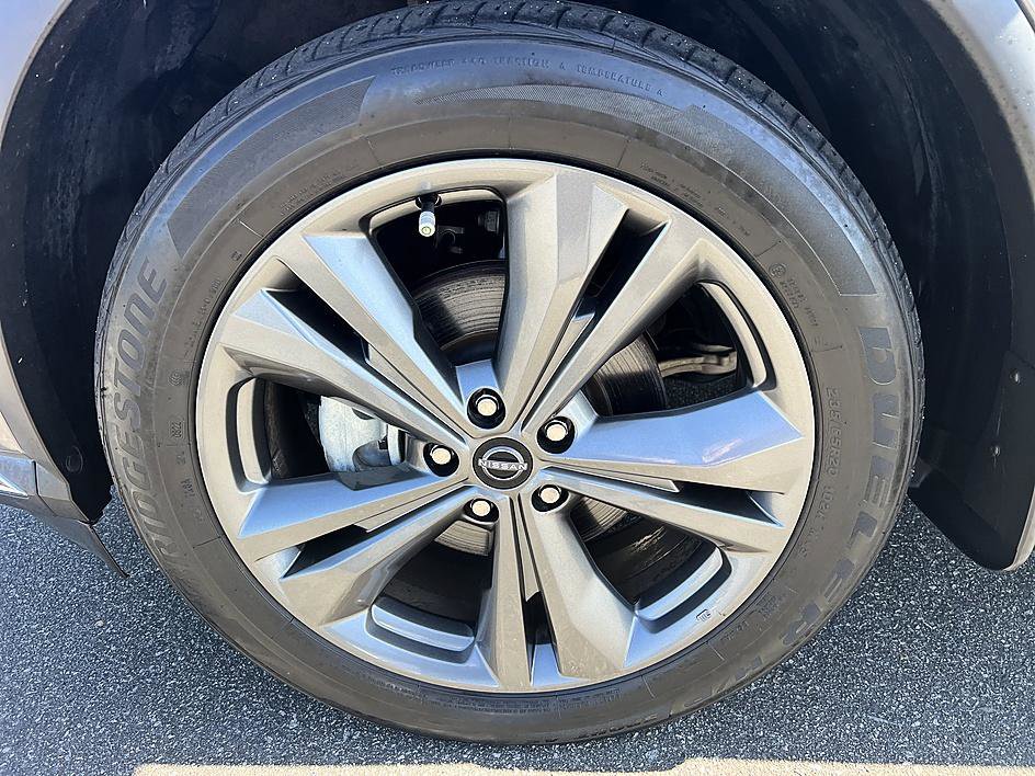 Certified 2023 Nissan Murano Platinum w/ Cargo Package FWD image 9