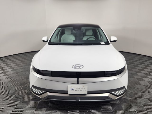 Certified 2024 Hyundai Ioniq 5 Limited AWD/4WD image 8