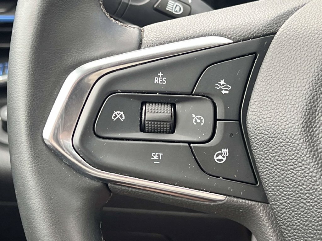 Used 2024 Chevrolet Trax LT w/ Driver Confidence Package FWD image 23