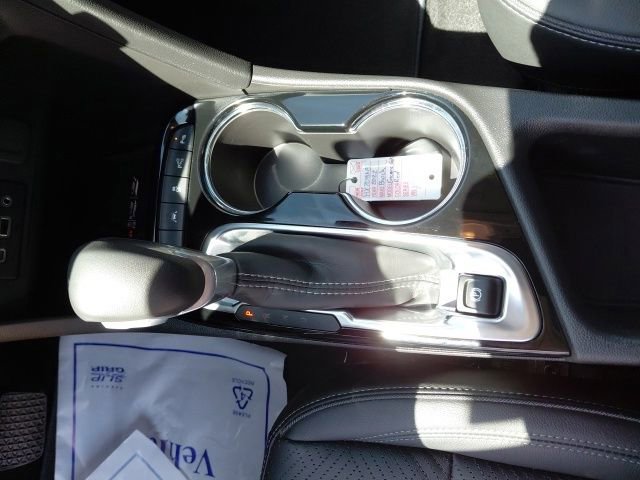 Used 2022 Buick Encore GX Essence w/ Advanced Technology Package FWD image 25