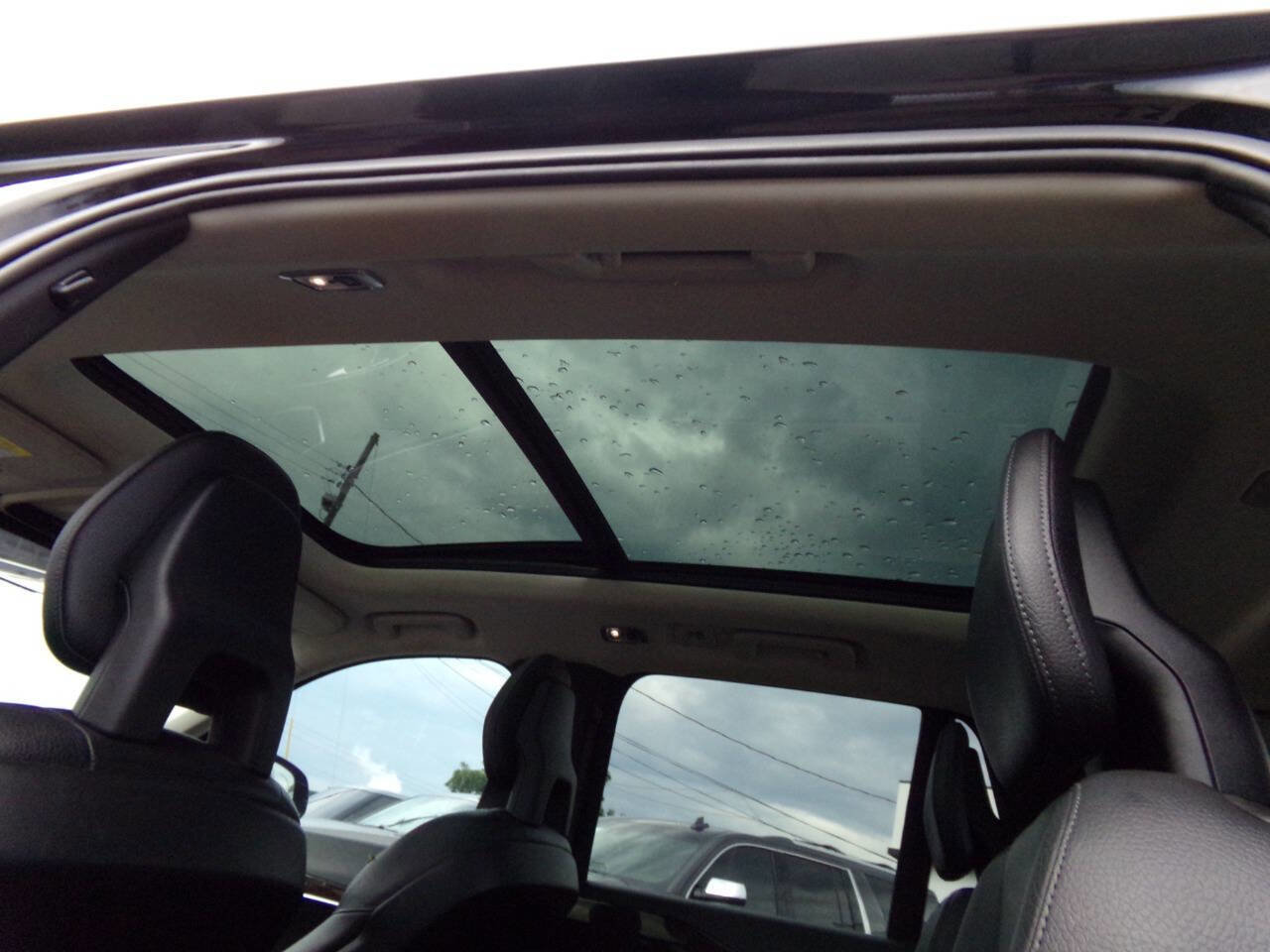 Used 2016 Volvo XC90 T6 Momentum w/ Momentum Plus Package image 35