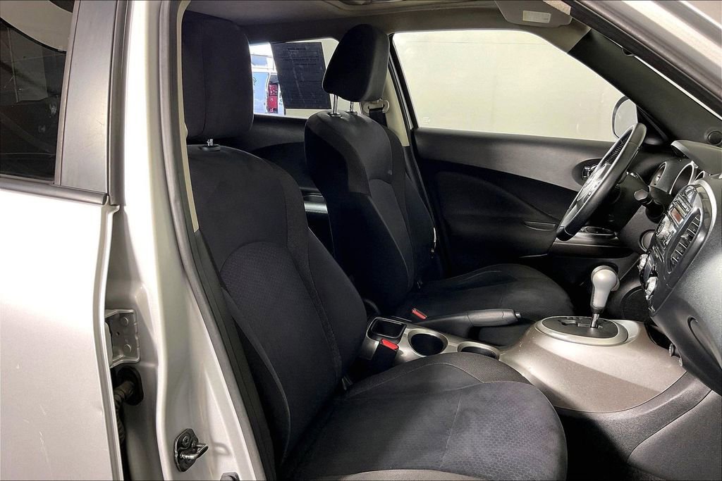 Used 2013 Nissan Juke SV AWD/4WD image 10
