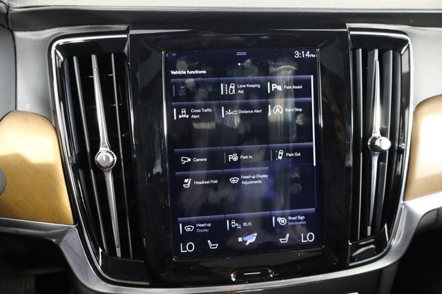 Used 2017 Volvo S90 T6 Inscription w/ Vision Package AWD/4WD image 30