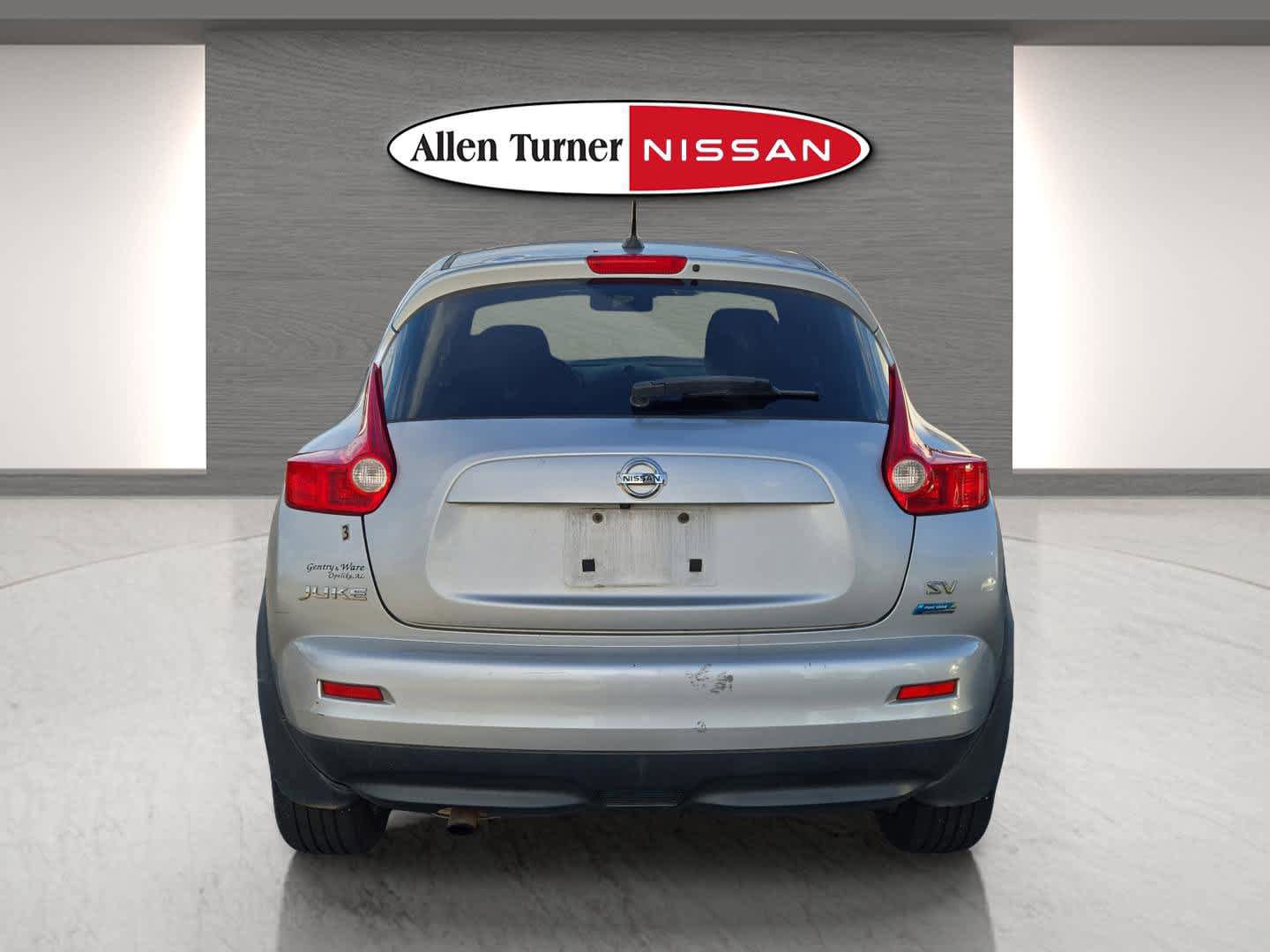 Used 2014 Nissan Juke SV w/ Navigation Package FWD image 7