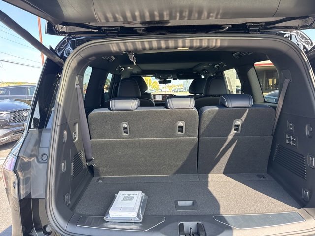 New 2026 INFINITI QX80 4WD image 6