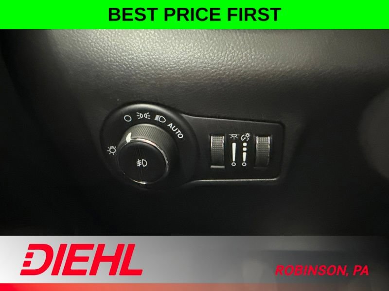 New 2026 Jeep Compass Trailhawk w/ Sun, Sound & Navigation Group AWD/4WD image 20