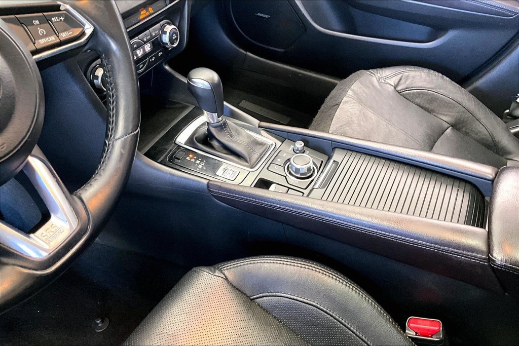 Used 2017 MAZDA MAZDA3 Grand Touring FWD image 14
