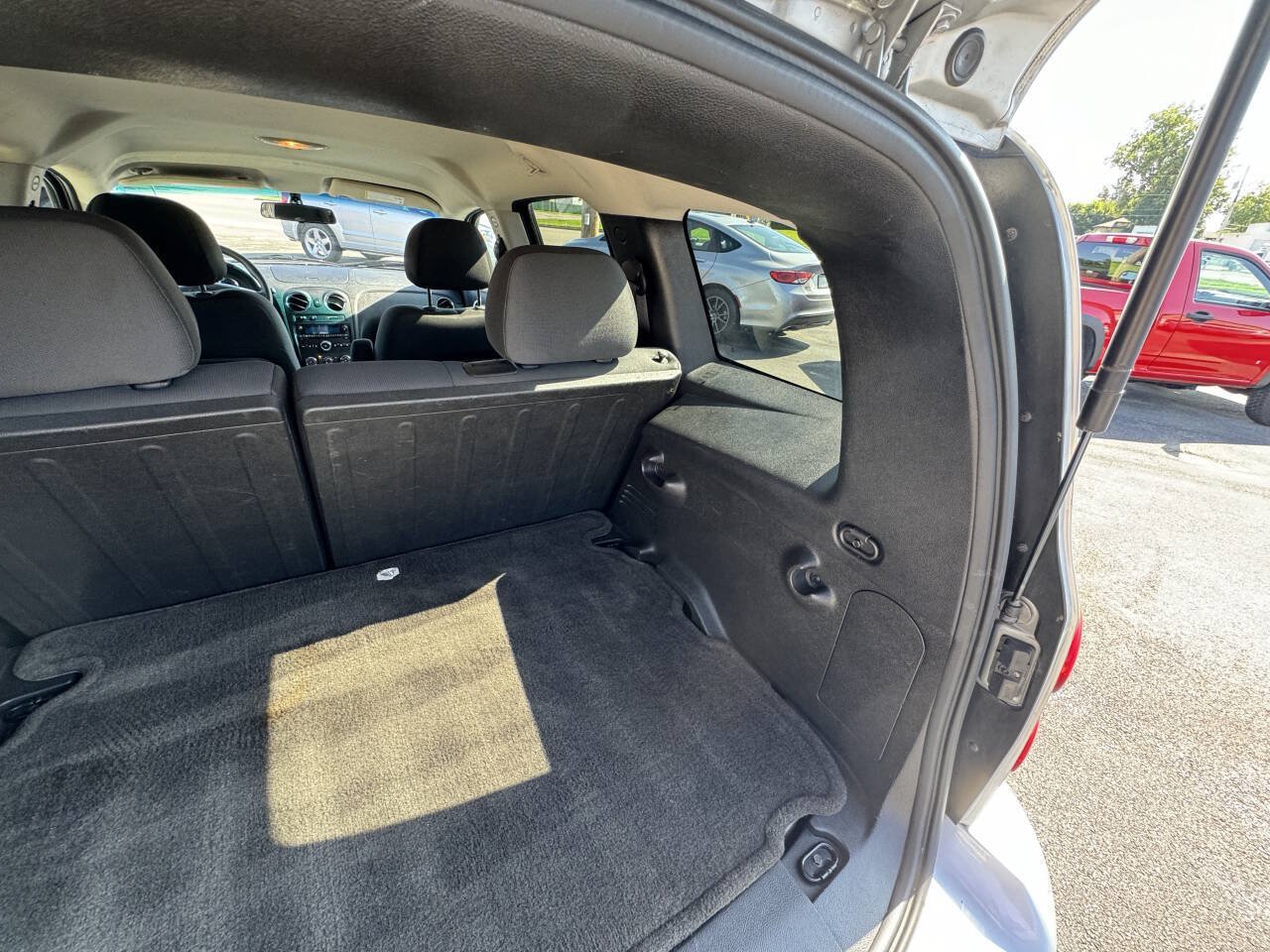 Used 2010 Chevrolet HHR LT FWD image 31