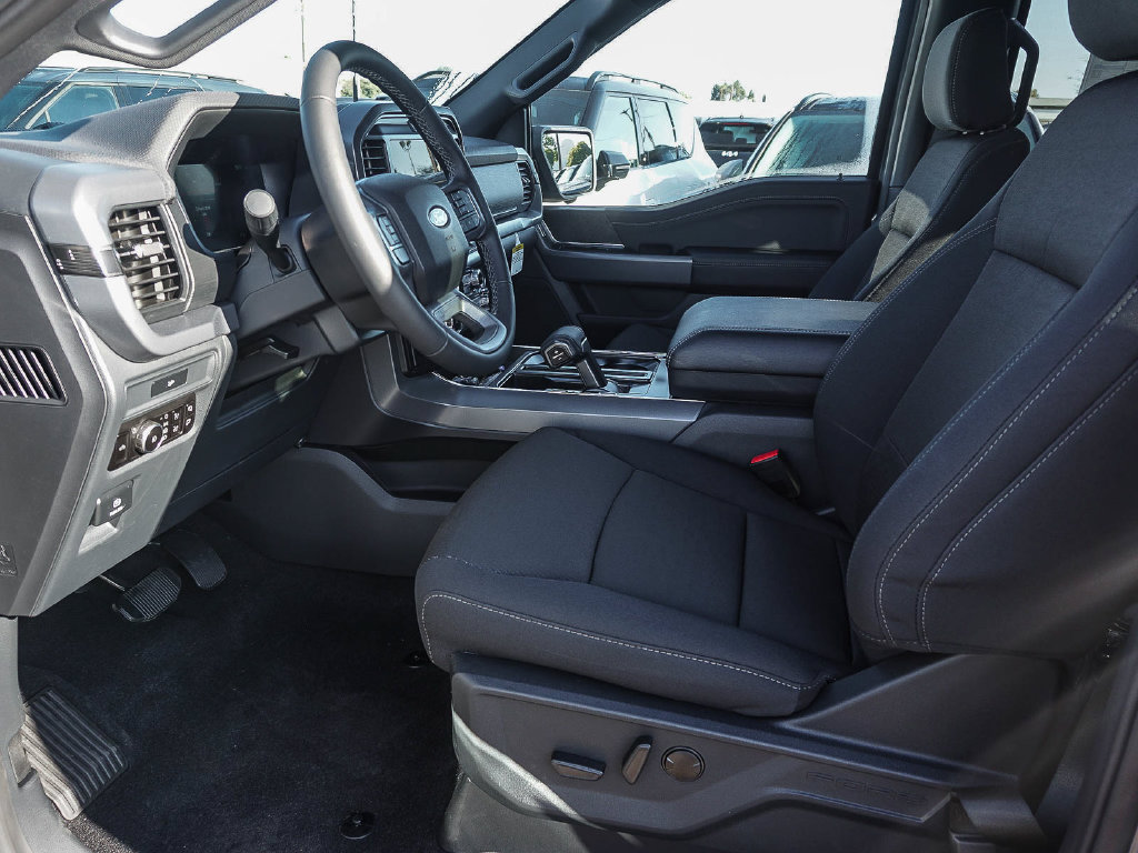 New 2026 Ford F150 XLT w/ Equipment Group 302A MID AWD/4WD image 17