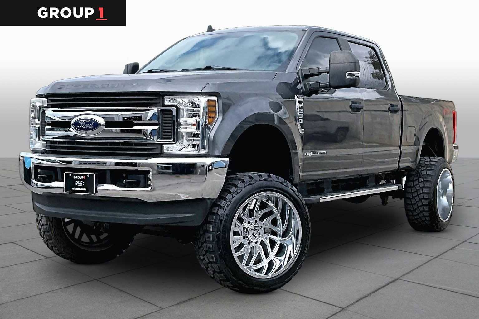 Used 2019 Ford F250 XL w/ STX Appearance Package AWD/4WD image 1