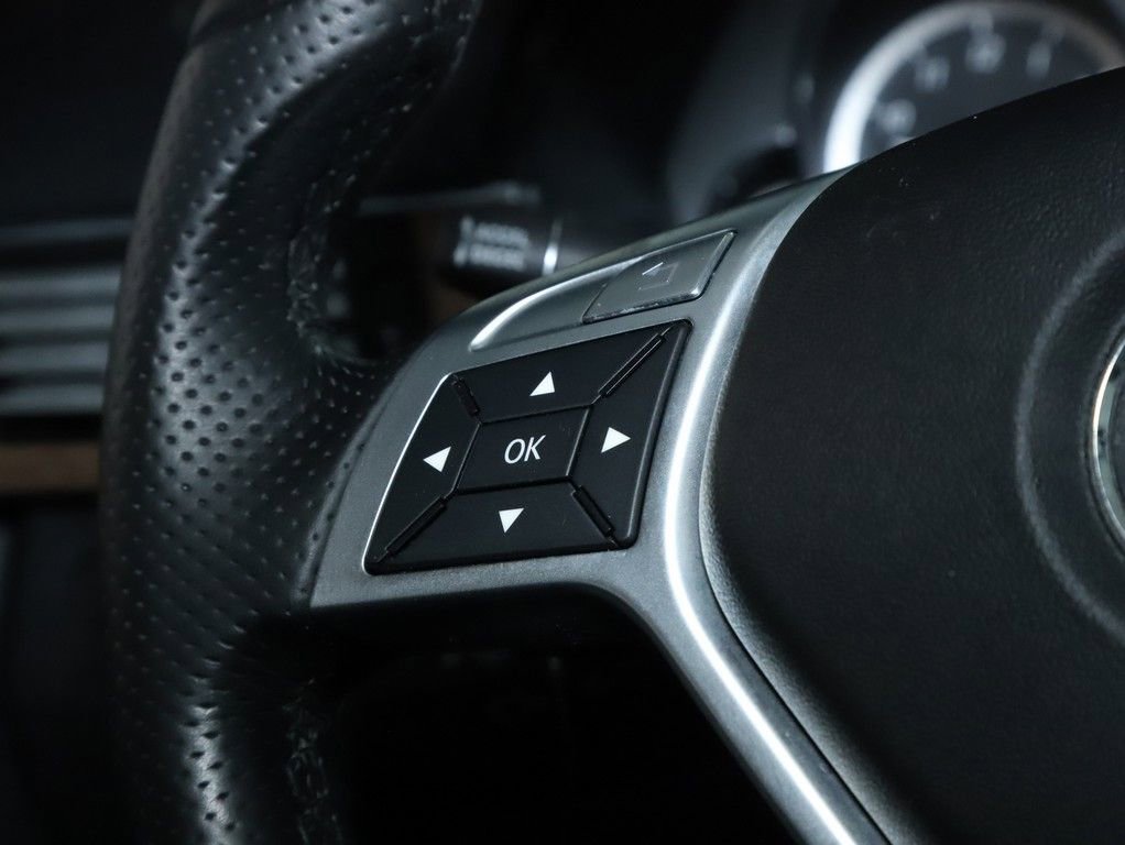 Used 2013 Mercedes-Benz E 350 4MATIC Sedan image 22