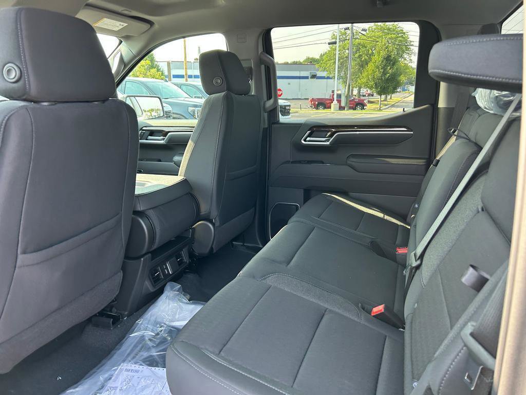 New 2026 GMC Sierra 1500 Elevation image 8