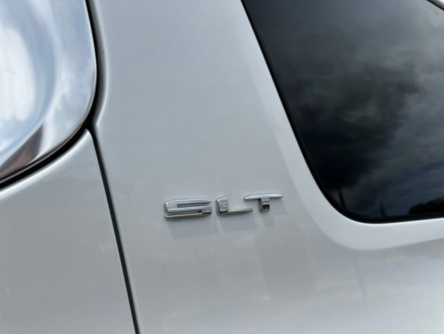 Used 2021 GMC Acadia SLT w/ Technology Package AWD/4WD image 23