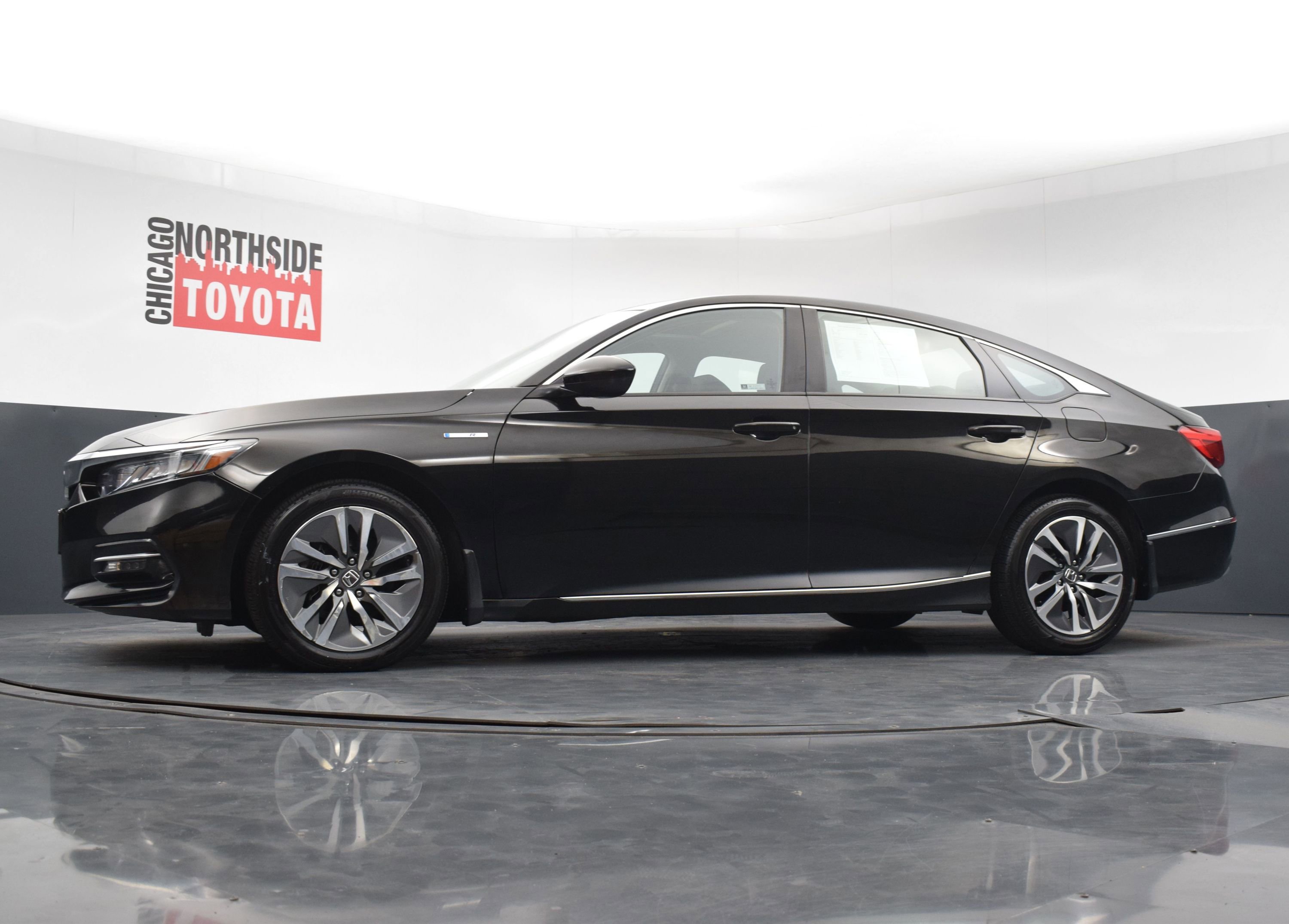 Used 2019 Honda Accord EX image 27