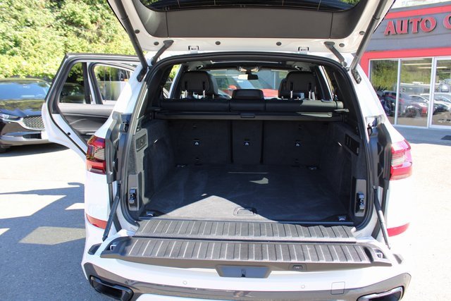 Used 2022 BMW X5 xDrive40i w/ M Sport Package image 19